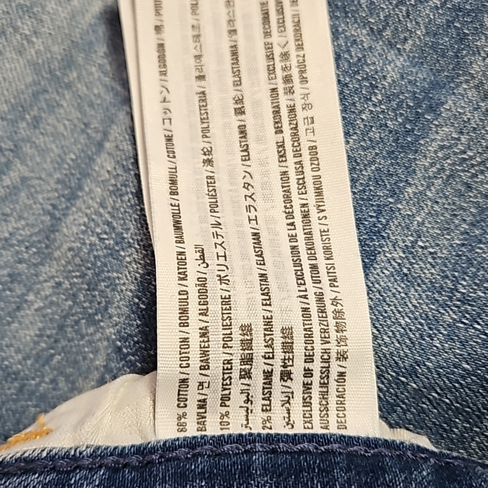 Hollister, high rise super skinny crop, jeans. Size 3R - Picture 6 of 11